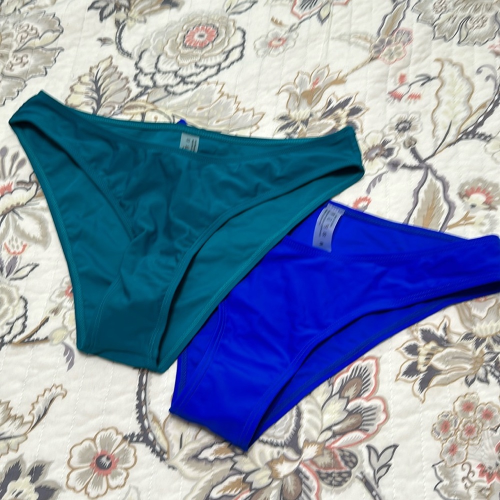 Two pack bikini bottoms